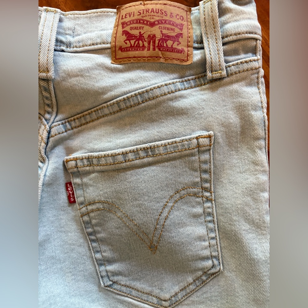Levi Levi’s Women’s Ribcage Straight Ankle Denim Jeans 25 Button Fly Light Wash - Picture 10 of 10